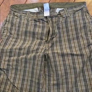Men’s north face flat front shorts